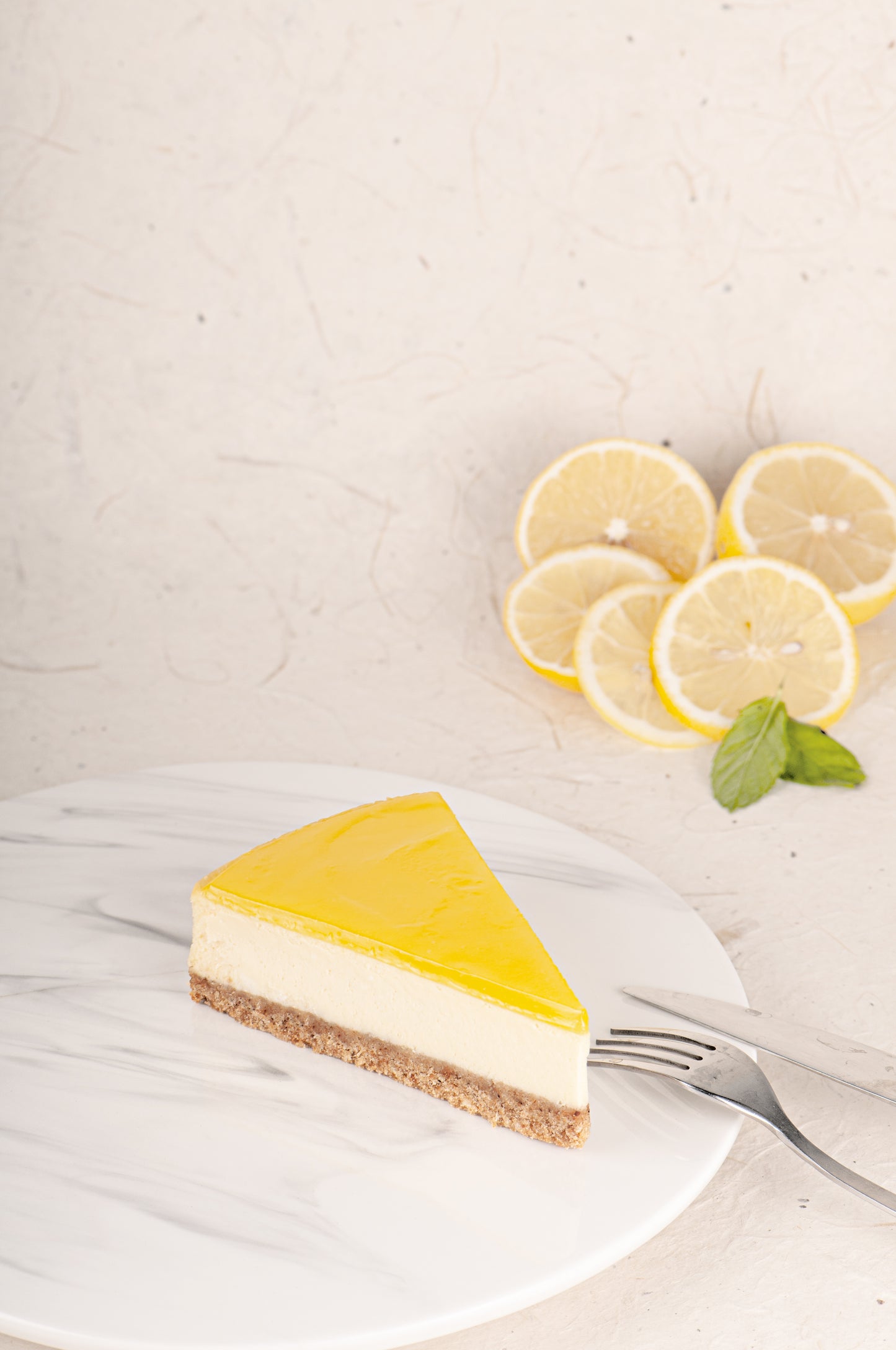 (ARRIVING SOON) LEMON CHEESECAKE (12 SLICES)