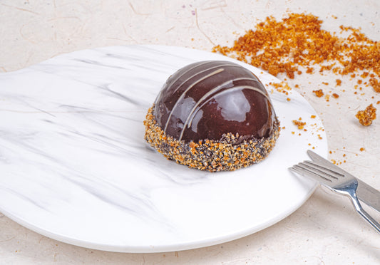 CHOCOLATE DOME CAKE (9 PIECES)